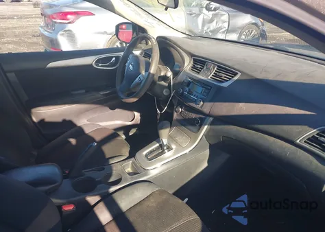 2015 Nissan Sentra S z USA, uszkodzony, nr VIN 3N1AB7AP0FY336204